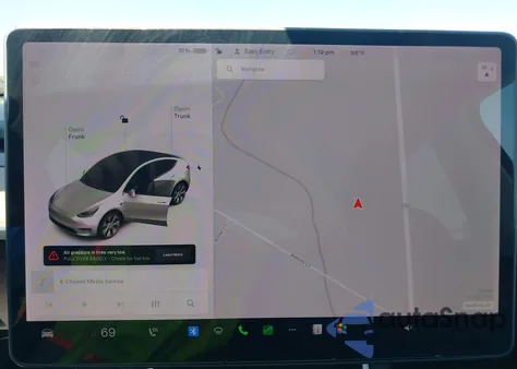 2021 Tesla Model Y Long Range Dual Motor All-Wheel Drive from USA, damaged, VIN 5YJYGDEE6MF063038